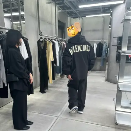 巴黎 BLC 23SS 秀款 膠帶 繃帶logo 防水防曬 連帽外套夾克風衣衝鋒衣