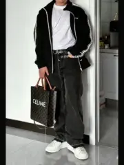 CELIN 22FW Wesley 小破壞水洗做舊 經典款 直筒牛仔褲 長褲 丹寧 黑色