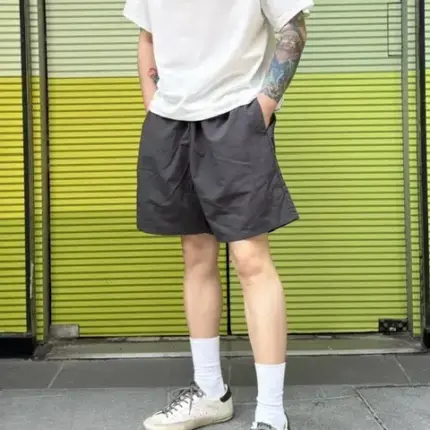 【預售】Goldwin 25ss 經典刺繡logo 防潑水吸濕排汗 運動短褲休閒褲褲子 杜邦特氟龍