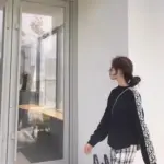 D1OR 21FW 側邊經典老花織帶拼接 圓領毛衣衛衣大學T長袖 針織