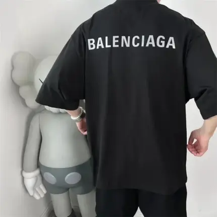 【現貨】【全套包裝】巴黎 BLC 24FW 3M反光鑽石噴砂顆粒 胸口小字 背面大字 短袖T恤