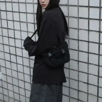 【預售】Sup 25SS Mini Messenger Bag Cordura  相機包斜背包肩背包腰包郵差包小包 黑色