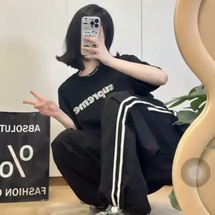 【現貨】Sup 24SS week9 PINLINE TEE 簡約字母Logo 短袖T恤 黑/白