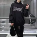 【現貨】巴黎 BLC 24FW 胸口大logo 開裂破壞印花 帽T連帽衛衣帽衫 黑色