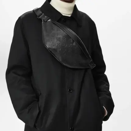 【預售】1V 22SS Discovery PM 經典老花壓紋暗紋 小牛皮 單肩包側背包腰包胸包