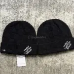 【過驗】1V 24FW 棋盤格 字母刺繡 簡約 羊毛混紡 針織 毛帽冷帽帽子 黑色