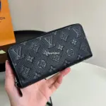 【現貨】1V Zippy 經典老花壓紋 滿版Logo  頭層牛皮 黑色 長夾皮夾錢包 M11721