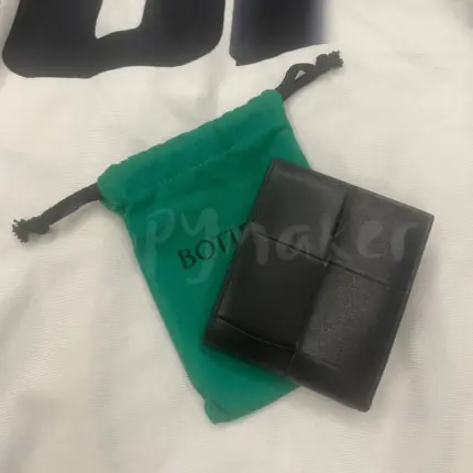 【現貨】BV家 Intrecciato編織 經典款 NAPPA 頭層牛皮 大編織 六卡皮夾錢包短夾 黑色