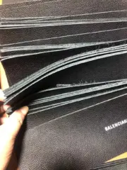 【現貨】【過驗】巴黎 BLC 經典字母logo 頭層牛皮 八卡皮夾錢包卡包 黑色 簡約