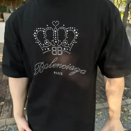 巴黎 BLC 24SS 水鑽燙鑽皇冠logo 小破壞 簡約素色 短袖T恤 黑色
