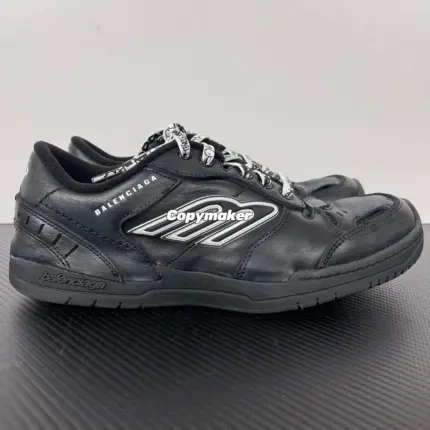 【預售】巴黎 BLC 25SS Hamptons Worn-Out 18代 時尚復古 老爹鞋休閒鞋 黑色