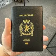 【現貨】巴黎 BLC 24SS Passport 無機票版本 護照套護照夾 牛皮 卡套皮夾證件套錢包