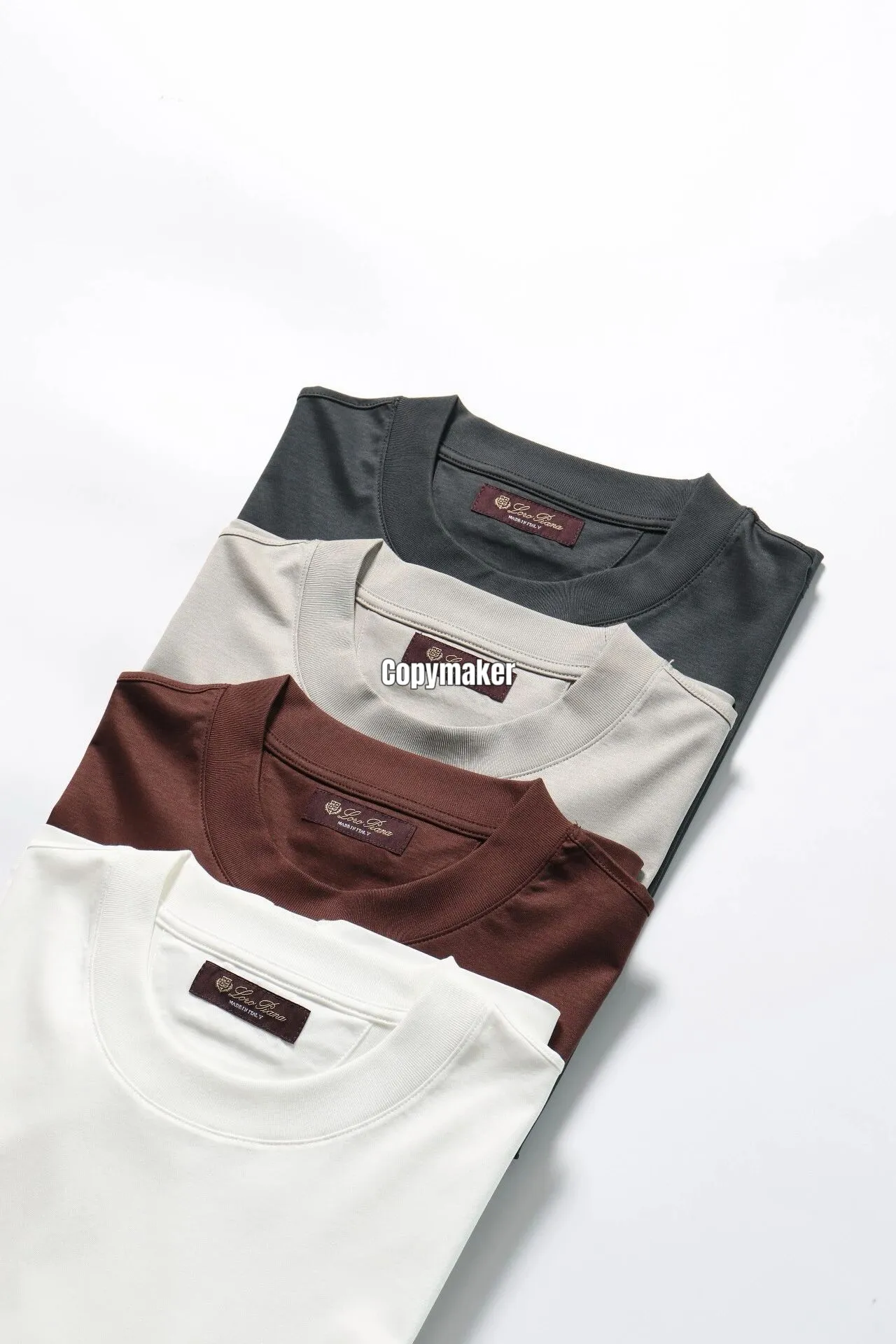【預售】Loro Piana 後領刺繡 簡約素色 桑蠶絲涼感 短袖T恤 四色 高端品牌