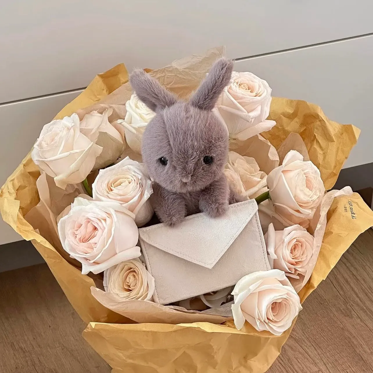 【預售】【過驗】Jellycat 復活節系列 信使小兔兔子 陪伴玩偶安撫玩偶娃娃生日禮物 19cm