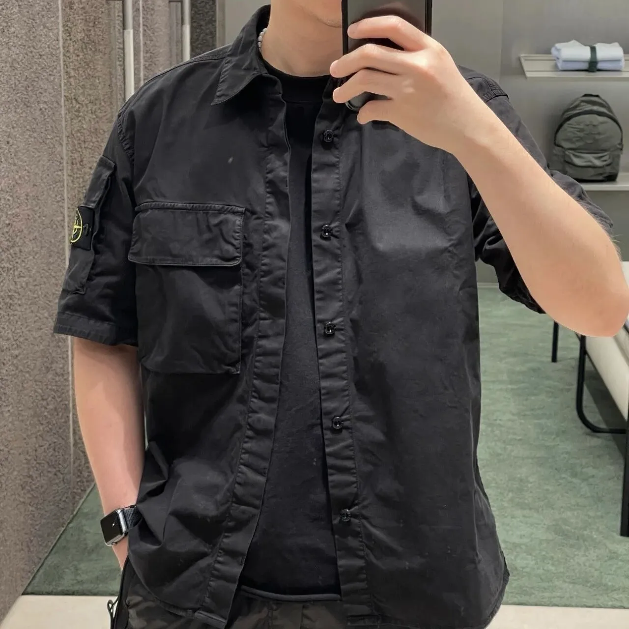 【現貨】STONE ISLAND 26SS  石頭島 純棉梭織袖章 工裝短袖襯衫T恤短袖夾克 黑色