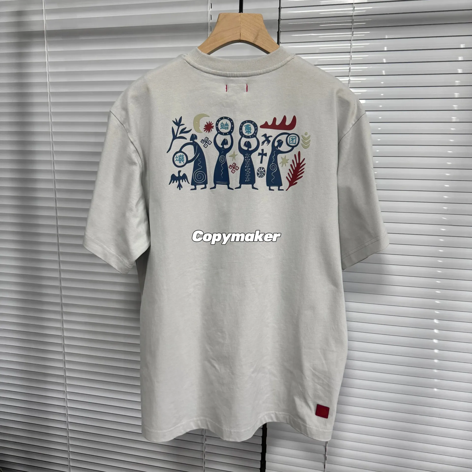 【預售】CLOT 25SS 月亮logo背面民族風印花 凝結集團 短袖T恤 淺灰色