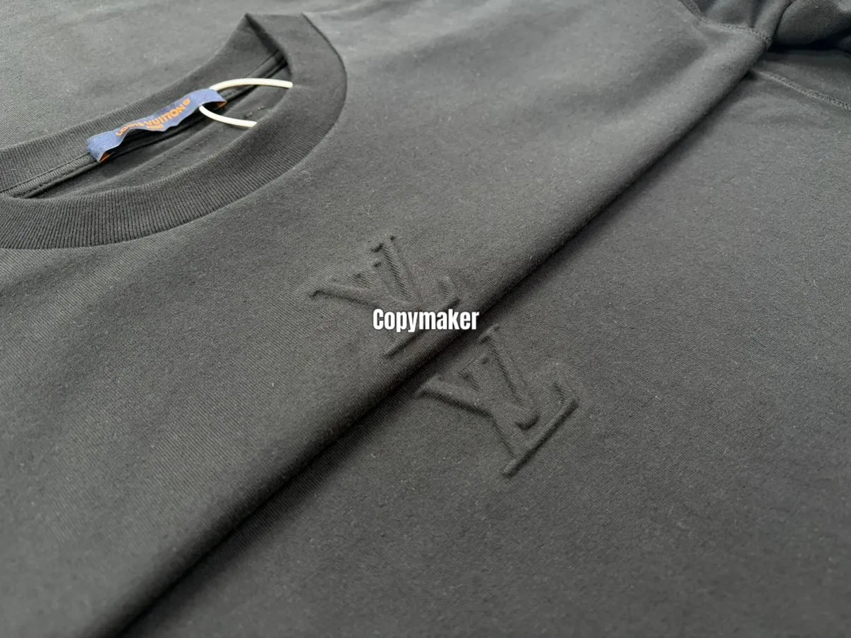 【618新品】【過驗】1V 26SS Embossed T-Shirt 壓紋浮雕經典logo 重磅簡約素色 短袖 T恤 三色