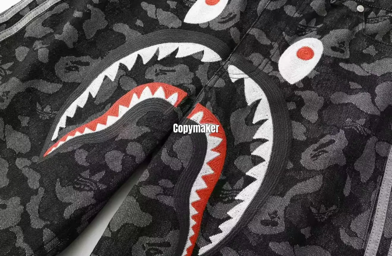 【預售】BAPE x AD originals 26SS 聯名 鯊魚刺繡迷彩牛仔短褲休閒褲褲子 黑色