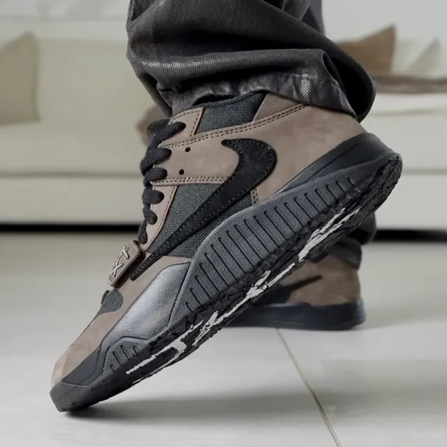 【預售】【新品優惠】Travis Scott x Jordan Jumpman Jack “Mocha” 聯名 復古籃球鞋休閒鞋 黑棕摩卡 倒鉤