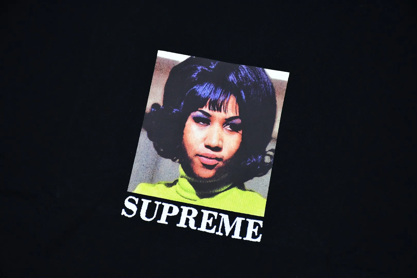 【預售】Sup SS26 WEEK7 Aretha Tee 人物圖像印花 短袖T恤 黑/白