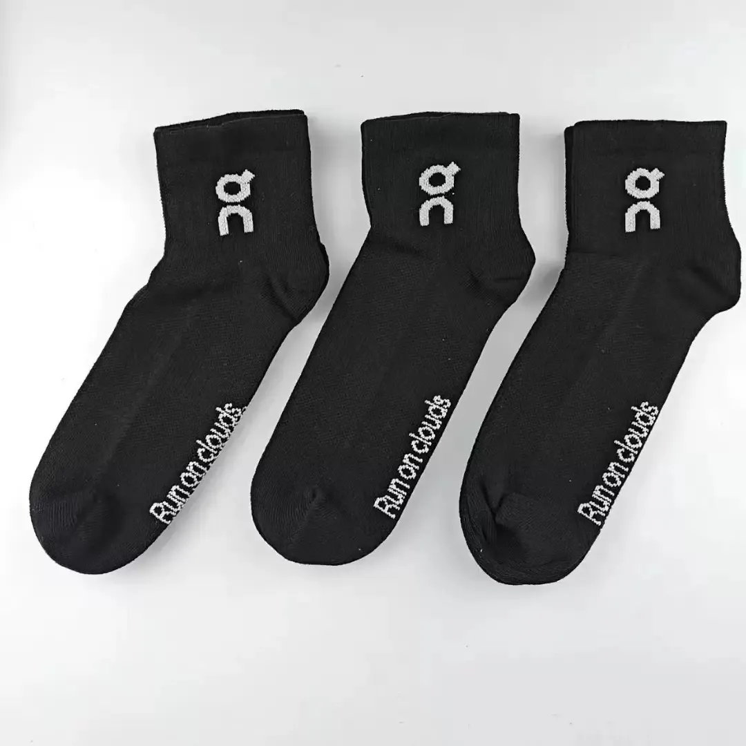 【預售】【一組三雙】On昂跑 Logo socks 簡約素色 短襪踝襪小腿襪棉襪襪子 三色