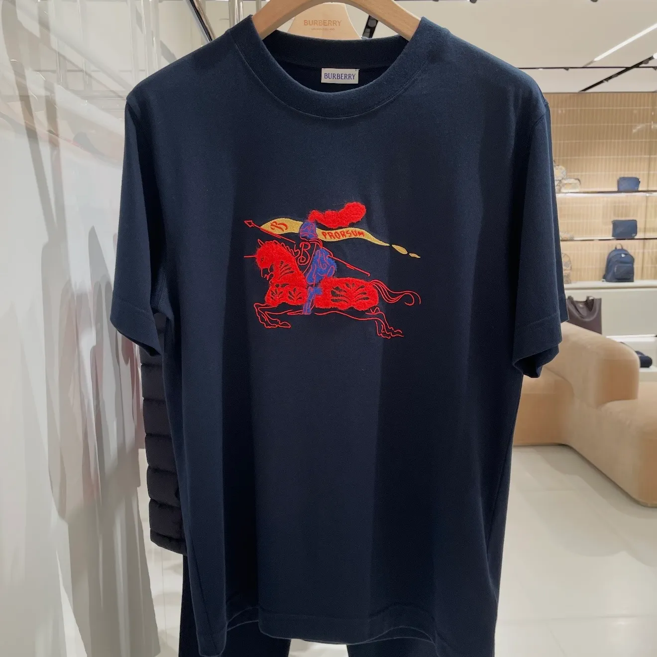 【預售】BR 26SS 馬年限定植絨印花騎士logo 毛巾刺繡 短袖T恤 藏青