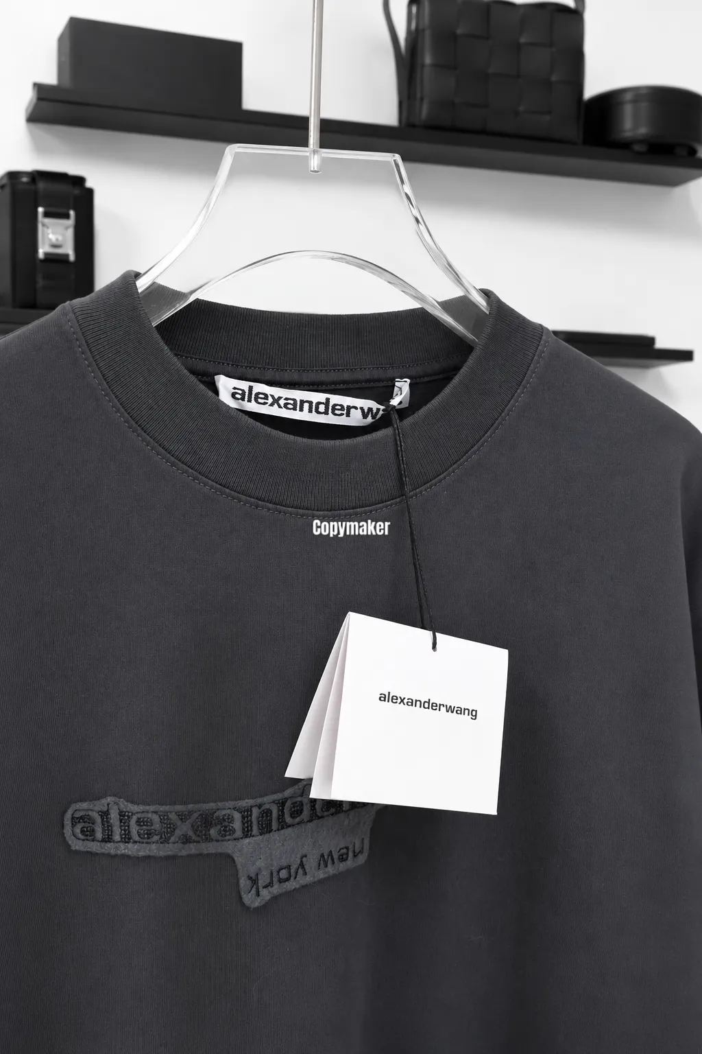 【預售】Alexander Wang 26SS 貼布字母logo 水洗做舊短袖T恤 黑灰色
