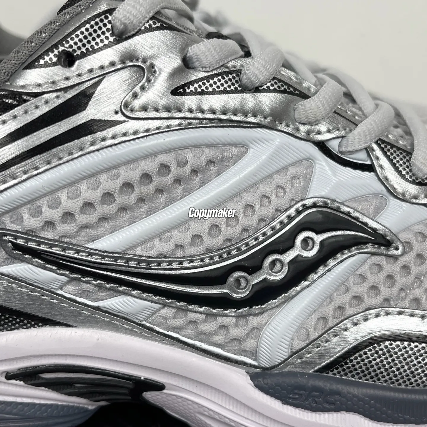 【預售】Saucony Pro Grid Omni 9 OG 減震機能運動鞋休閒鞋 灰銀