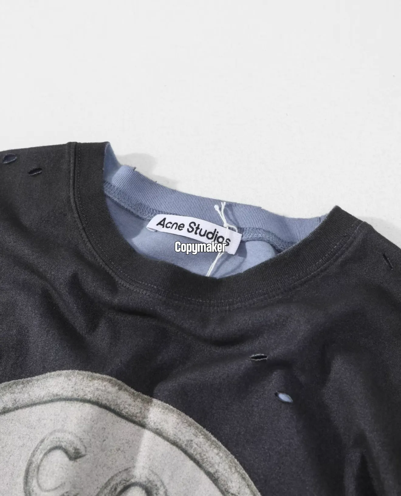 【618新品】【特價】Acne Studios 26SS 噴砂水洗做舊破壞拼色 徽章大logo 短袖T恤 黑灰