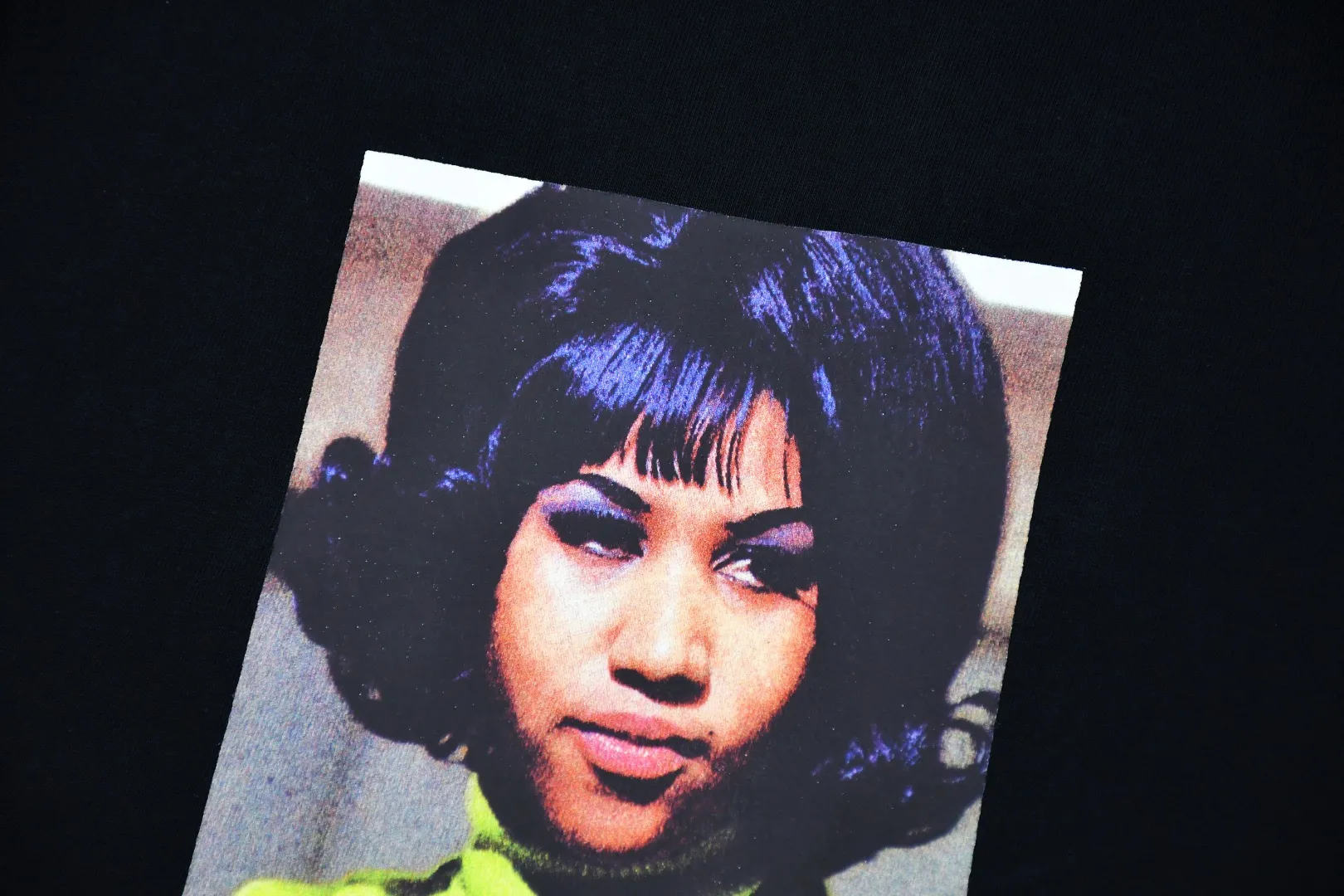 【預售】Sup SS26 WEEK7 Aretha Tee 人物圖像印花 短袖T恤 黑/白