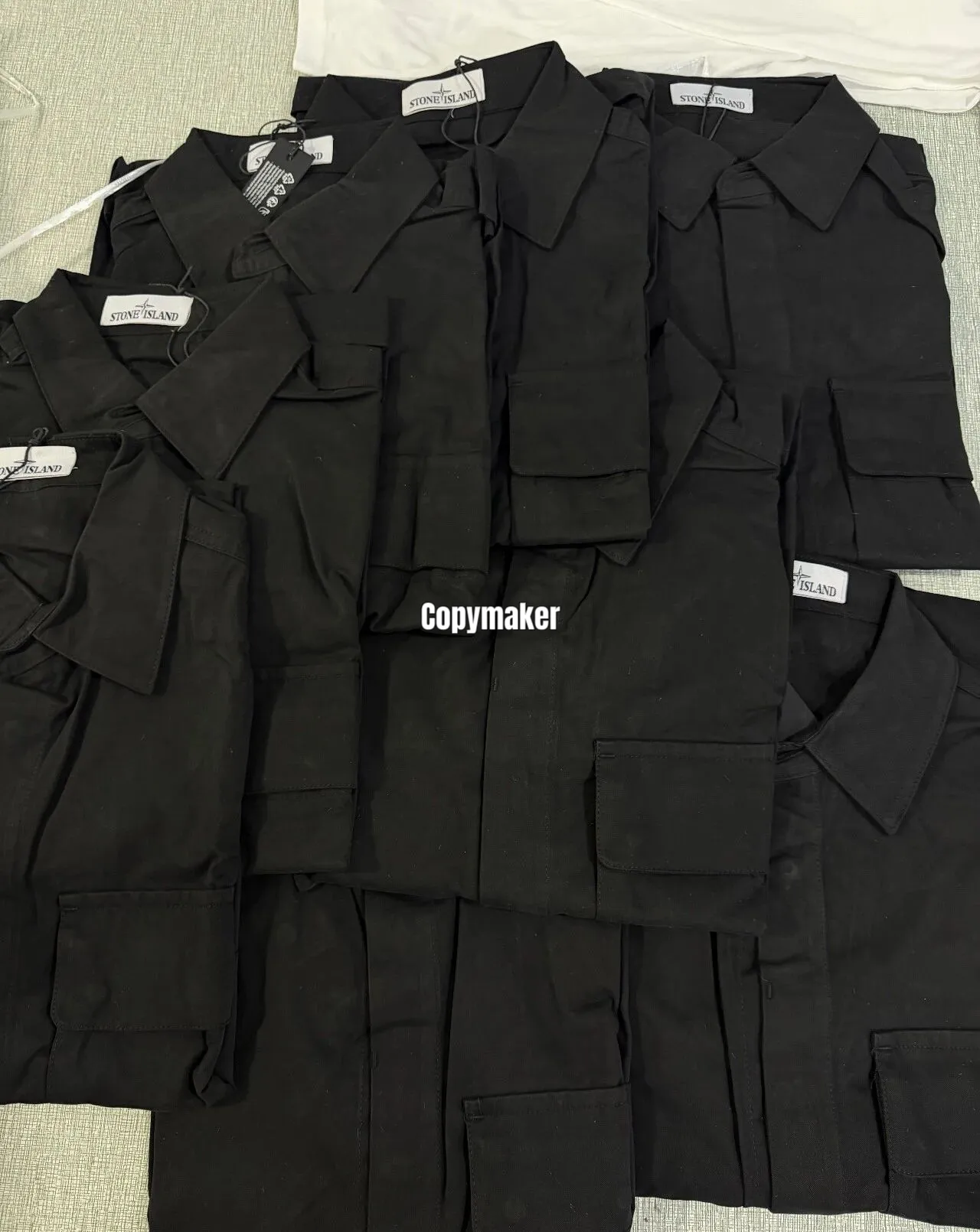 【現貨】STONE ISLAND 26SS  石頭島 純棉梭織袖章 工裝短袖襯衫T恤短袖夾克 黑色