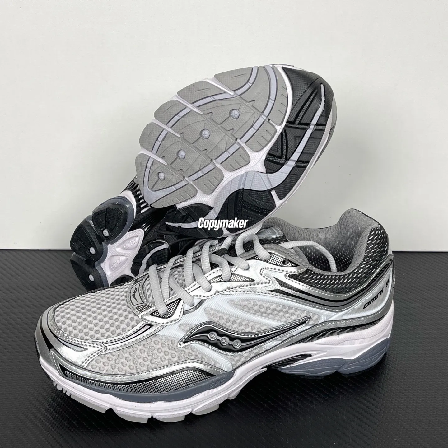 【預售】Saucony Pro Grid Omni 9 OG 減震機能運動鞋休閒鞋 灰銀