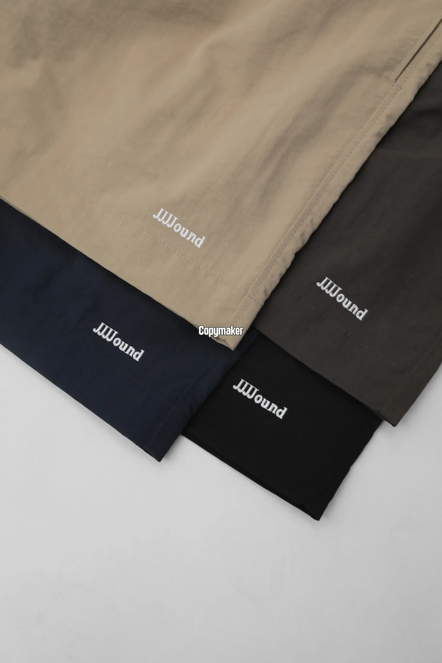 【預售】JJJJound 26SS Camper Short 素色簡約刺繡logo 尼龍透氣短褲五分褲休閒短褲 四色