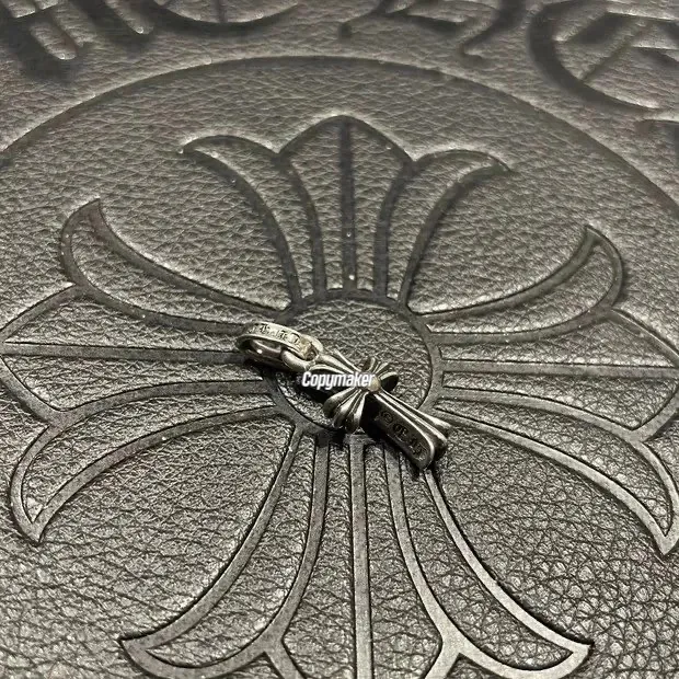 【預售】【過驗】Chrome Hearts babyfat 純銀十字架 經典款項鍊吊墜 CH克羅心 滿鑽訂製