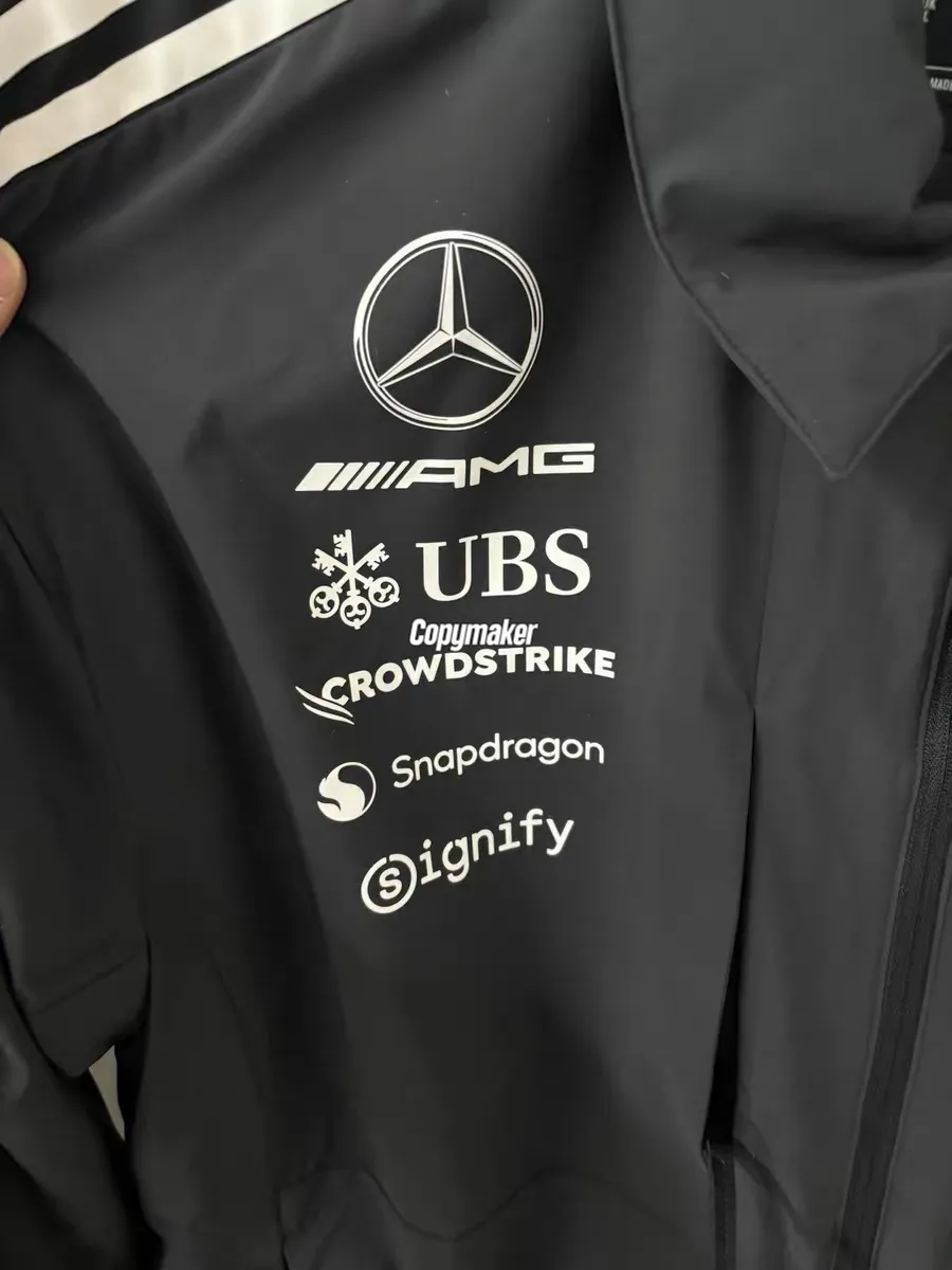 【預售】AD × MERCEDES-AMG 聯名款 PETRONAS F1 一級方程式車隊 拉鍊夾克外套棉服 黑色