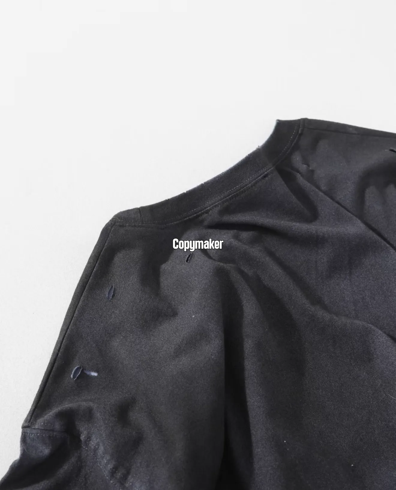 【618新品】【特價】Acne Studios 26SS 噴砂水洗做舊破壞拼色 徽章大logo 短袖T恤 黑灰