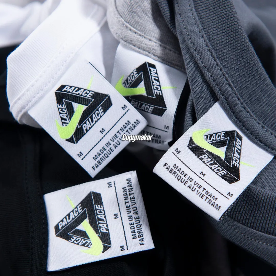 【預售】PALACE x NK 26SS 聯名 鉤子三角形重疊印花 後背大印花 短袖T恤 四色