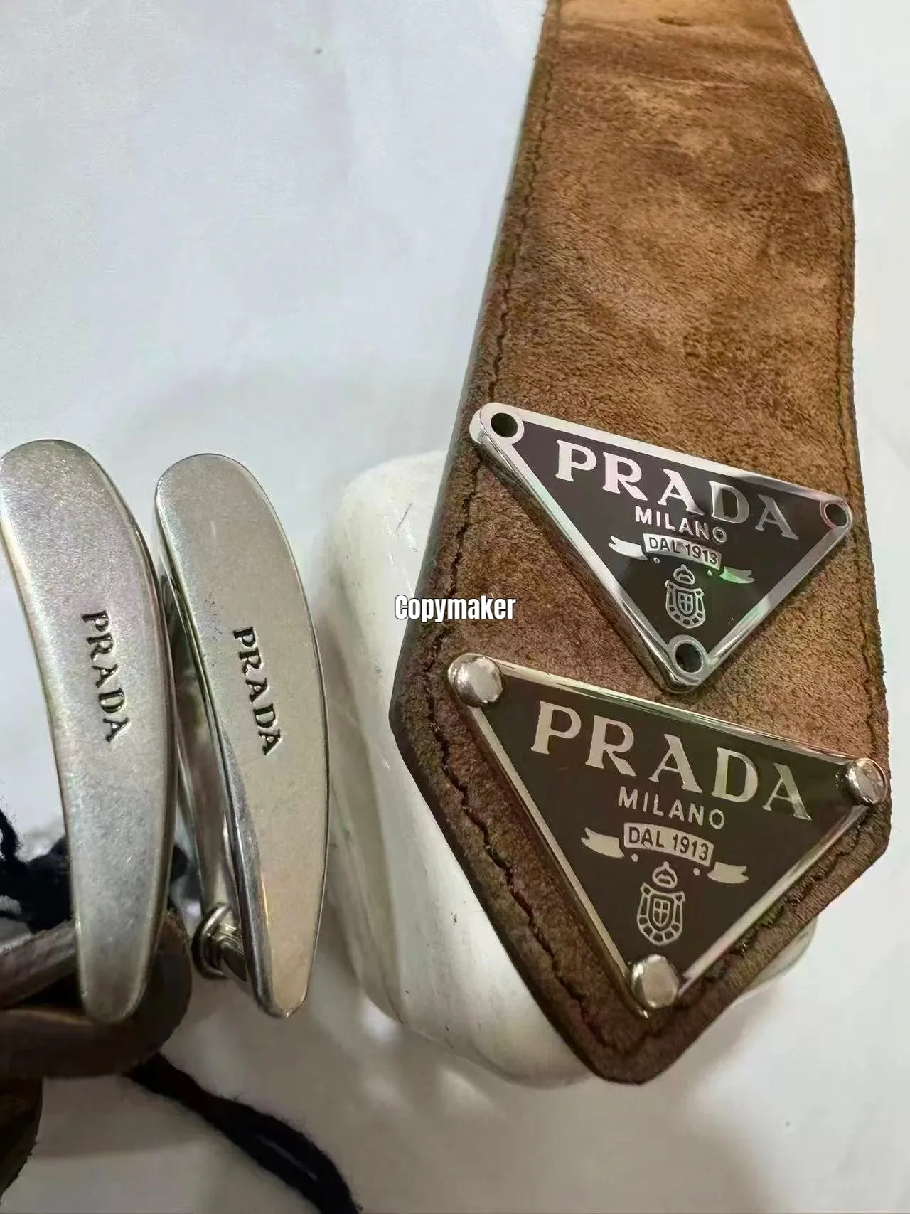 【現貨】【過驗】PRA  25FW 三角標 麂皮頭層牛皮 美拉德色系KF原廠三角牌皮帶腰帶
