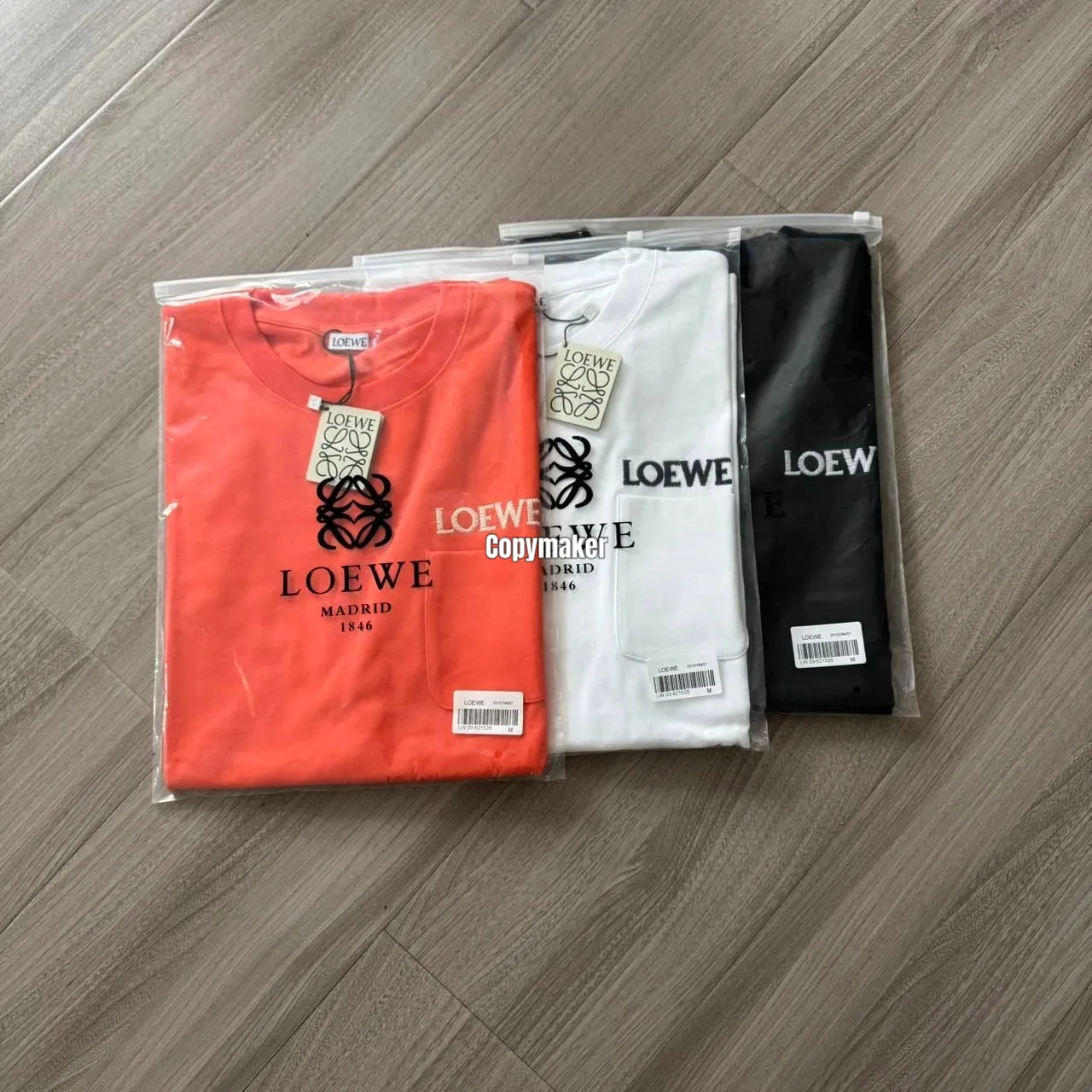 【預售】LOWE 26SS 春夏系列 口袋刺繡字母 簡約素色 短袖T恤 三色