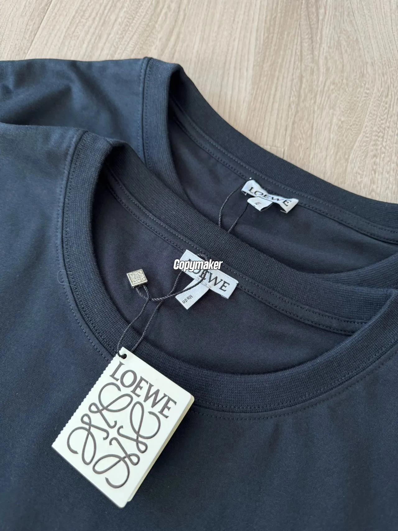 【預售】LOWE× Louis Wain 26SS 聯名款 SS26 春士系列 幾何刺繡貓咪 簡約 短袖T恤