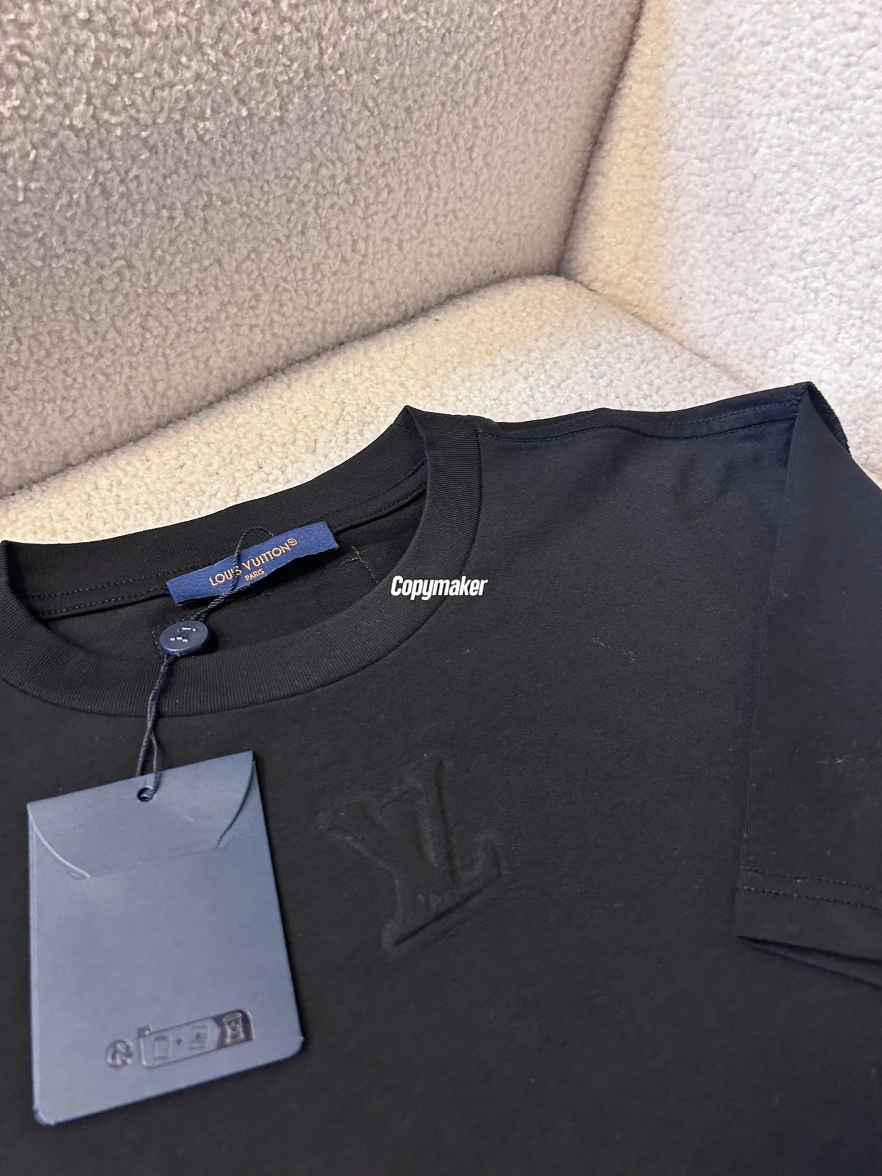【現貨】【特價免運】1V 24SS Embossed T-Shirt 壓紋浮雕經典logo 重磅簡約素色 短袖 T恤