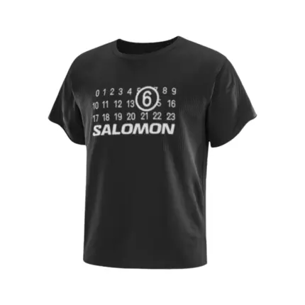 【預售】Salomon x MM6 26SS 聯名款 數字logo 短袖Ｔ恤 黑色/白色