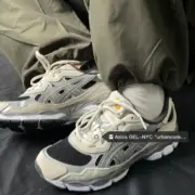 【618新品】【福利回饋】Asics GEL-NYC "urbancore" 跑步鞋休閒鞋運動鞋 米灰色 1201A789-001：圖片 4