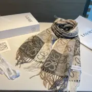 LOWE Anagram 拼接拼色 經典款 純羊毛 圍巾 披肩 三色：圖片 8