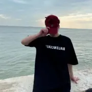 巴黎 BLC 23SS Mirror 鏡像字母 反轉 短袖T恤：圖片 3