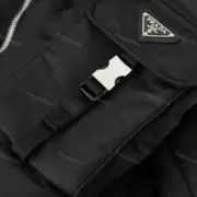 PRA 23FW Re-Nylon 再生尼龍 三角標鎖扣口袋 連帽棉服夾克外套：圖片 7