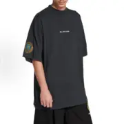 【現貨】巴黎 BLC 25SS 胸口刺繡小logo 袖章徽章 水洗 短袖T恤 黑色：圖片 4