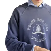 【現貨】【福利回饋】PRA 25FW 仿舊水洗印花 後背三角標貼布 衛衣大學T長袖 水洗藍：圖片 3