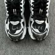 【預售】巴黎 BLC 7.0 Runner 時尚復古作舊 增高 老爹鞋 休閒鞋 黑白：圖片 12