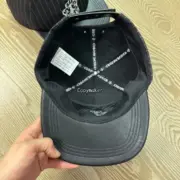 【現貨】Chrome Hearts 25SS 寶劍藤蔓刺繡 鴨舌帽棒球帽帽子 麂皮條紋/牛仔 925純銀：圖片 9